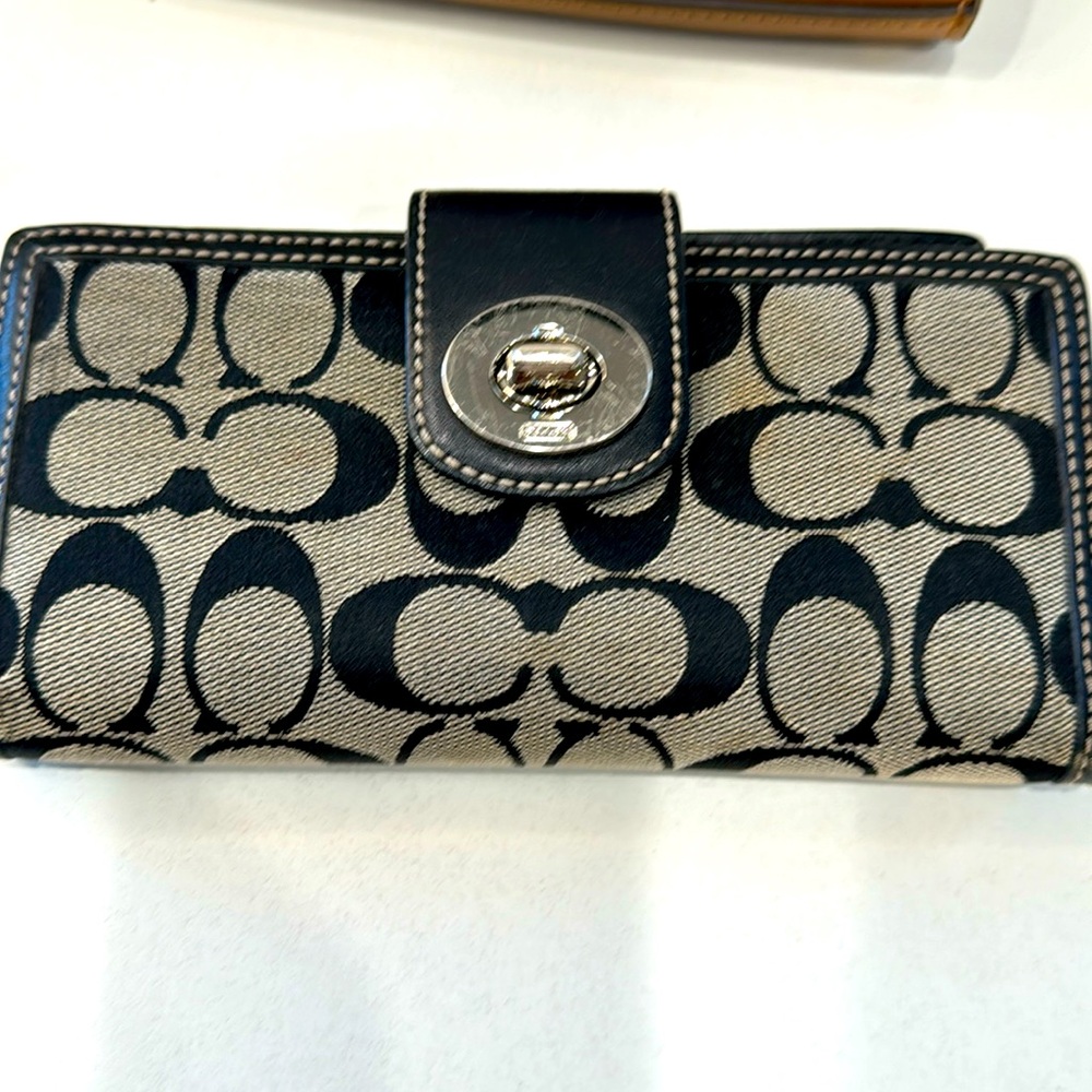 COACH CHECKBOOK WALLET